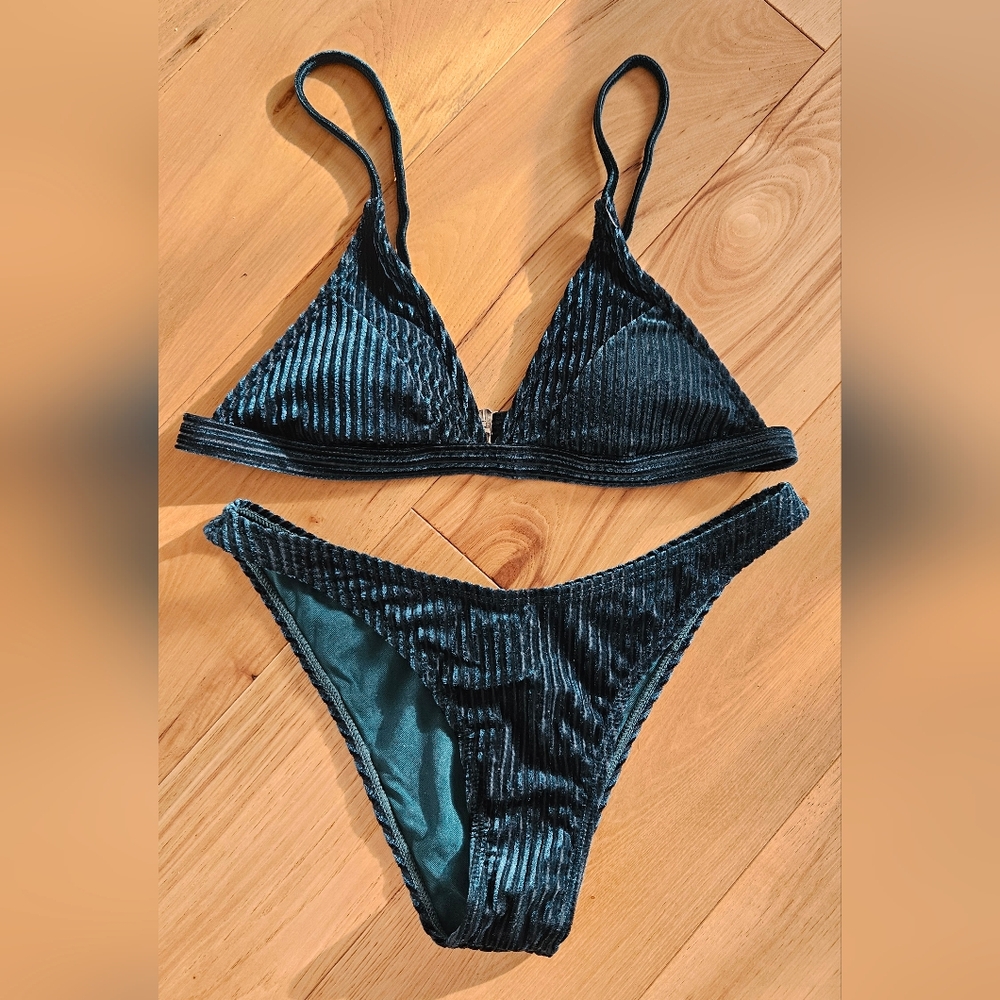 NWOT Velvet Emerald Green Bikini Set